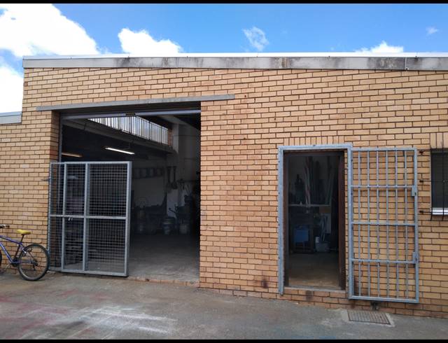 123M² FACTORY RENTED IN SOUTHFIELD
